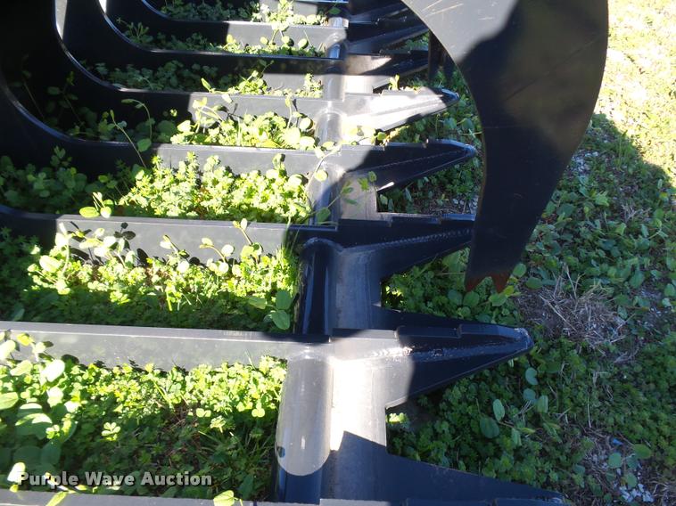 image for item DE9529 Stout XHD84-6 brush grapple