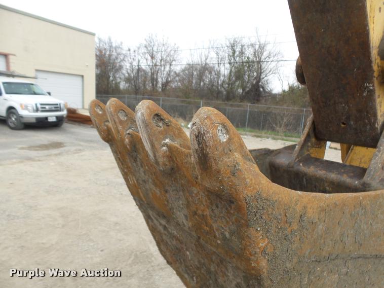 image for item DE9532 1998 John Deere 310E backhoe