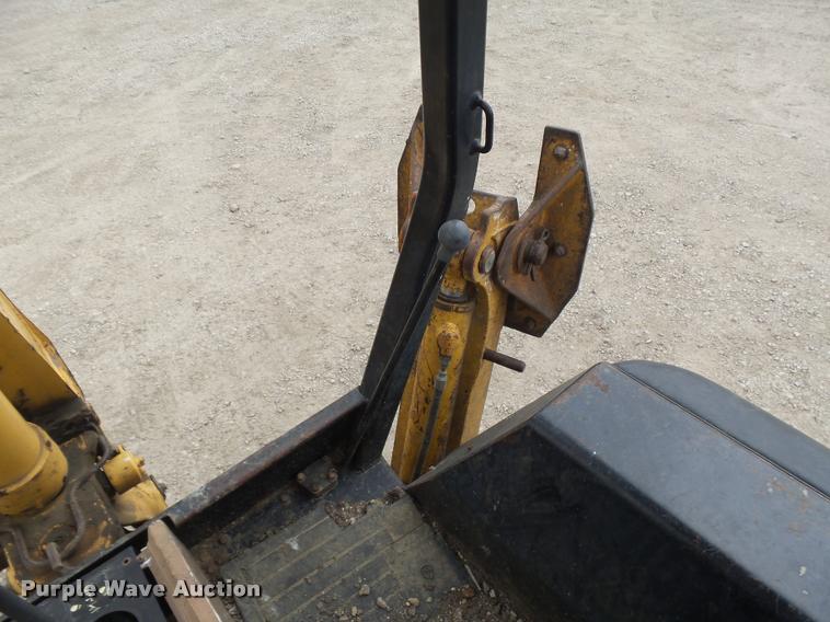 image for item DE9532 1998 John Deere 310E backhoe