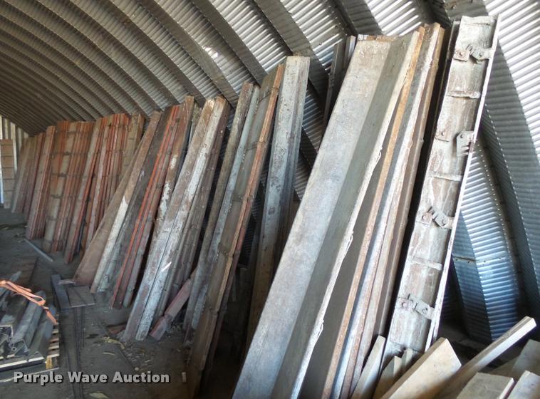 image for item DH9501 8' fractions and corner hardware