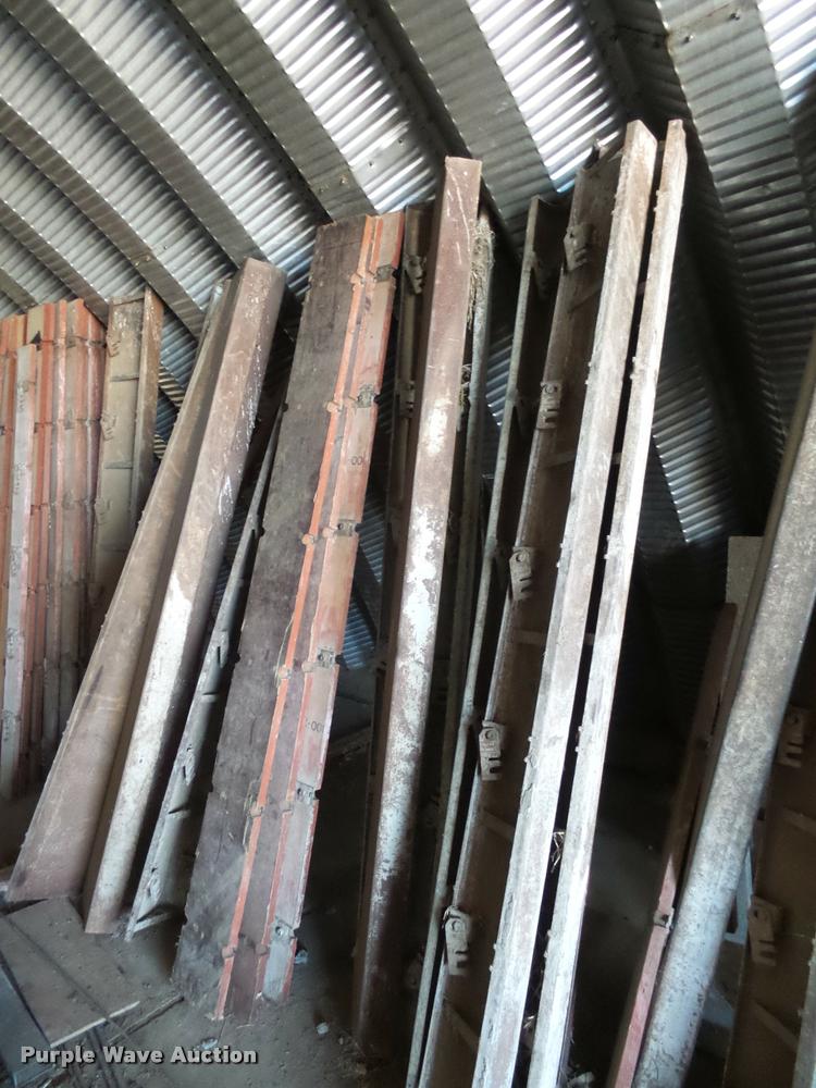 image for item DH9501 8' fractions and corner hardware