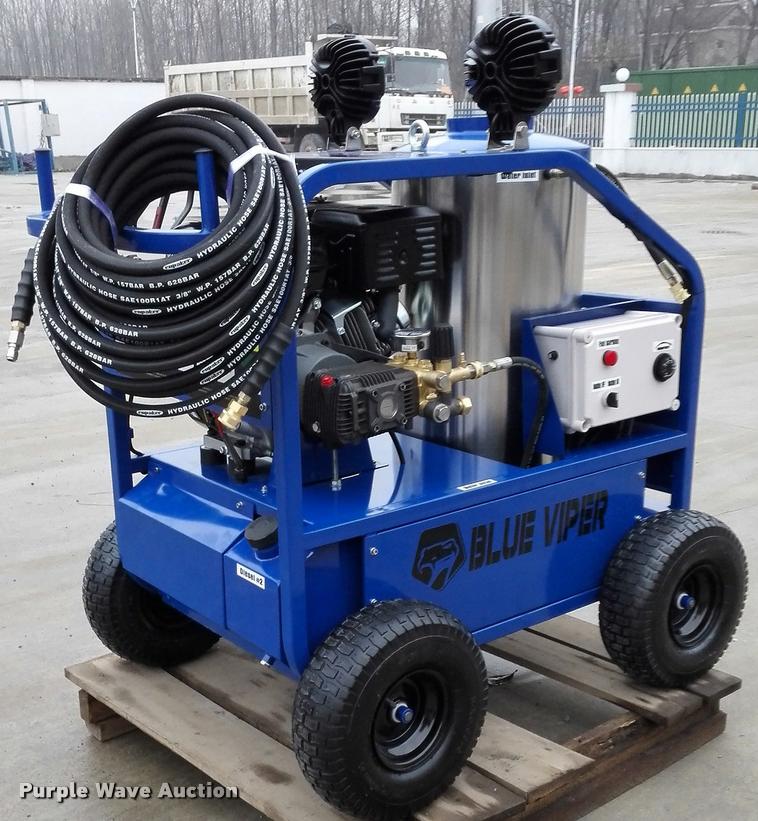 2016 Blue Viper 4000 series pressure washer in Tonganoxie, KS Item