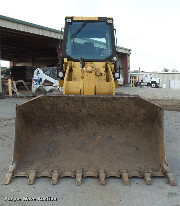image for item J1534 1999 Caterpillar 953C track loader
