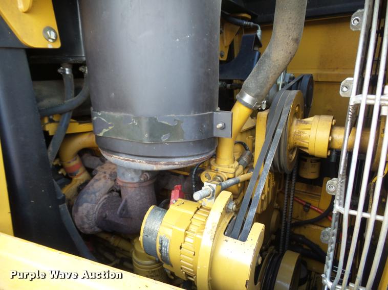 image for item J1534 1999 Caterpillar 953C track loader