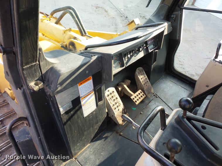 image for item J1534 1999 Caterpillar 953C track loader