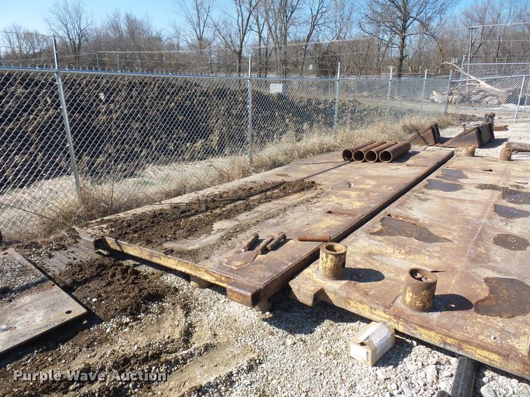 image for item J1575 Trench box