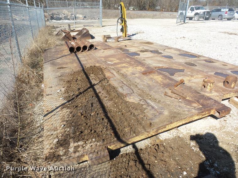 image for item J1575 Trench box