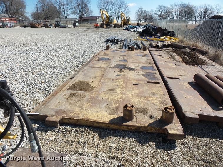 image for item J1575 Trench box