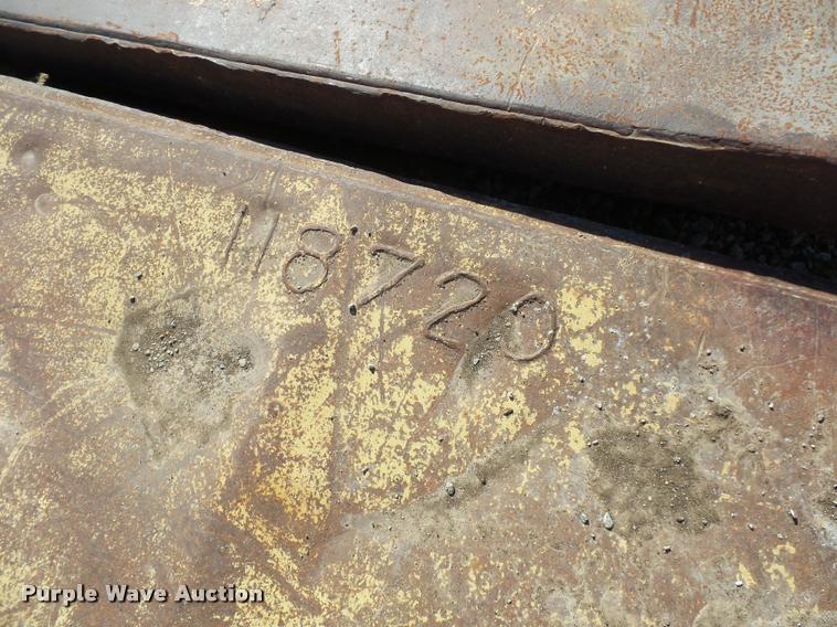 image for item J1575 Trench box