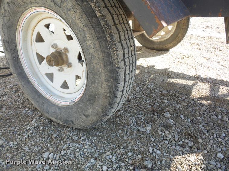 image for item J1577 Lincoln Commander 400 welder/generator