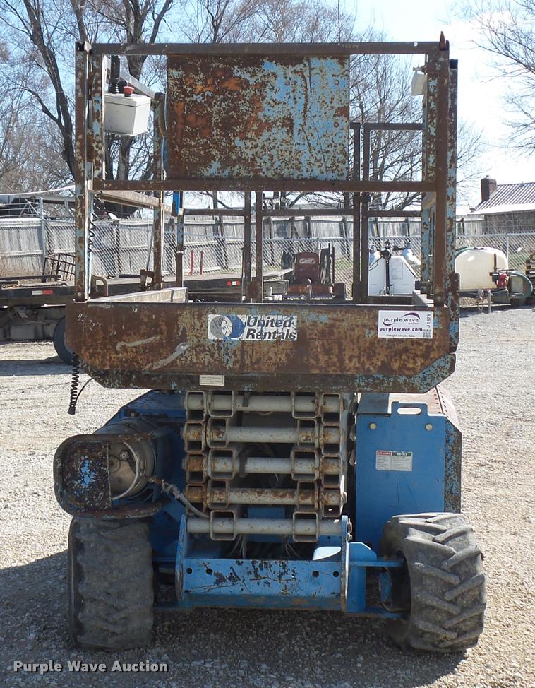image for item J1578 Genie GS-3268RT scissor lift