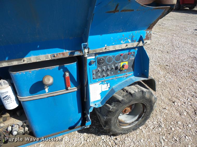 image for item J1578 Genie GS-3268RT scissor lift