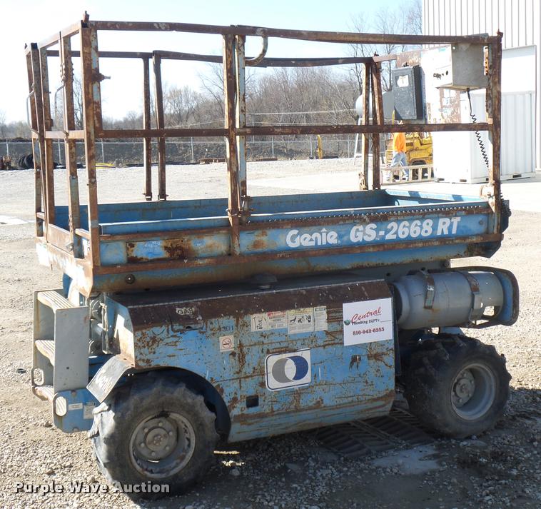 image for item J1579 Genie GS-2668RT scissor lift