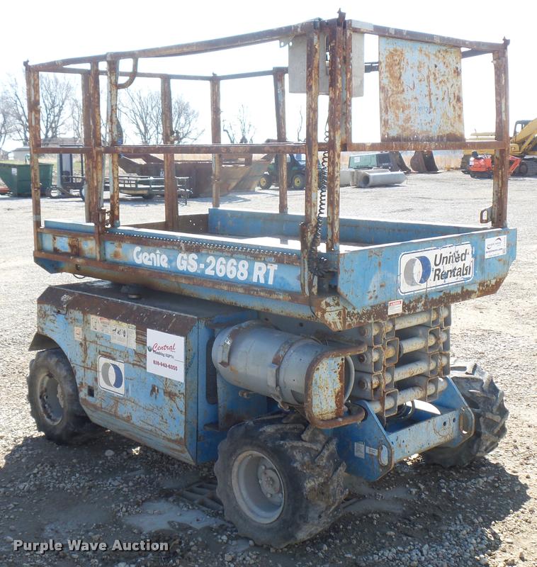 image for item J1579 Genie GS-2668RT scissor lift