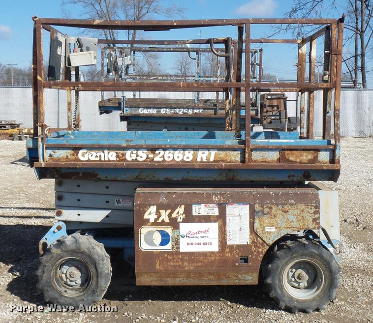 image for item J1579 Genie GS-2668RT scissor lift