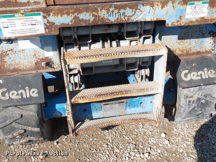 image for item J1579 Genie GS-2668RT scissor lift