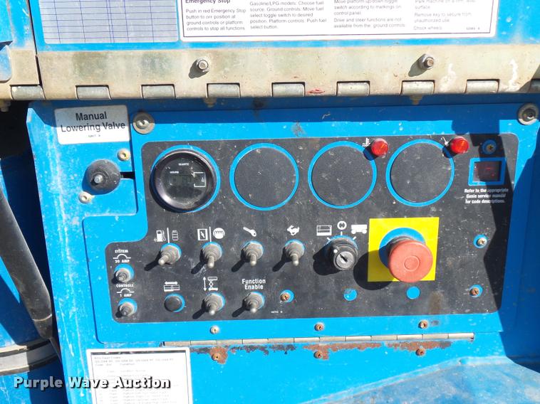 image for item J1579 Genie GS-2668RT scissor lift