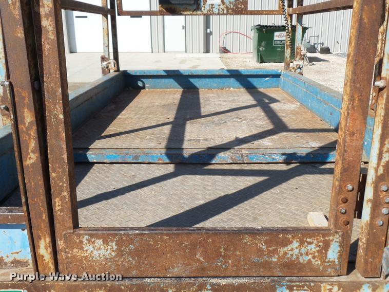 image for item J1579 Genie GS-2668RT scissor lift