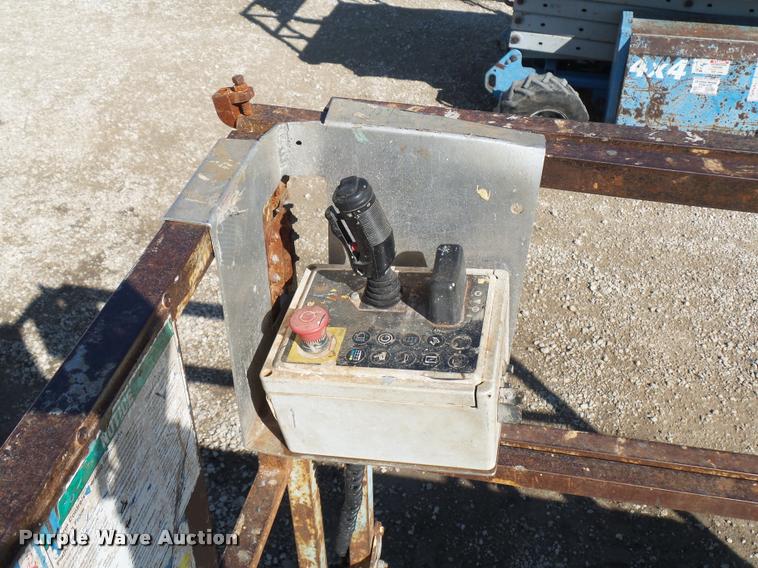 image for item J1579 Genie GS-2668RT scissor lift