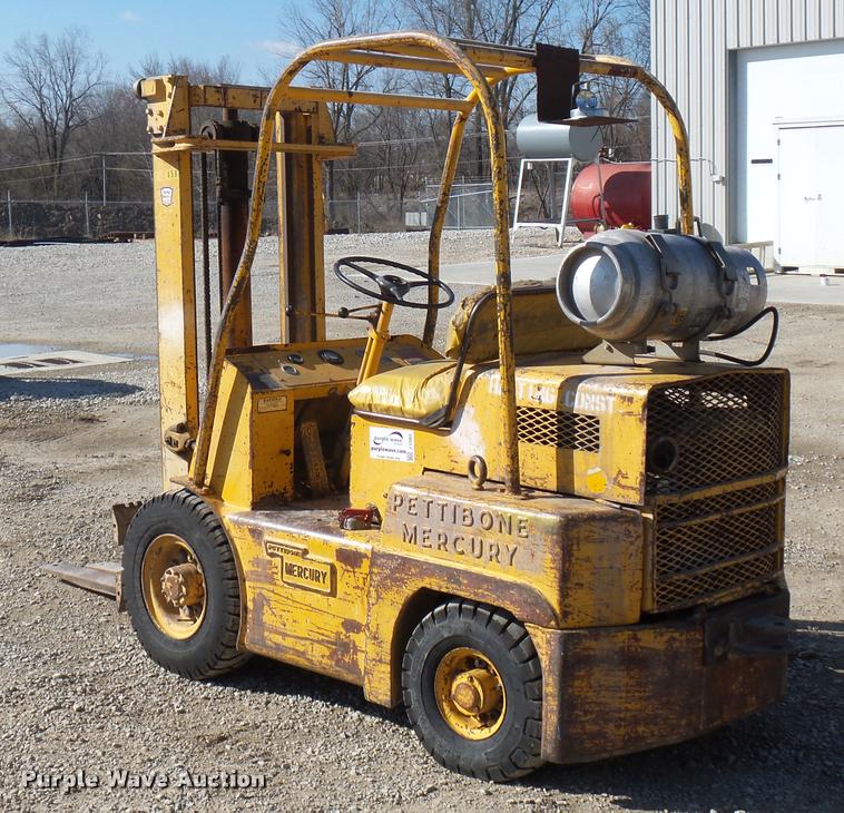 image for item J1580 Pettibone Mercury forklift