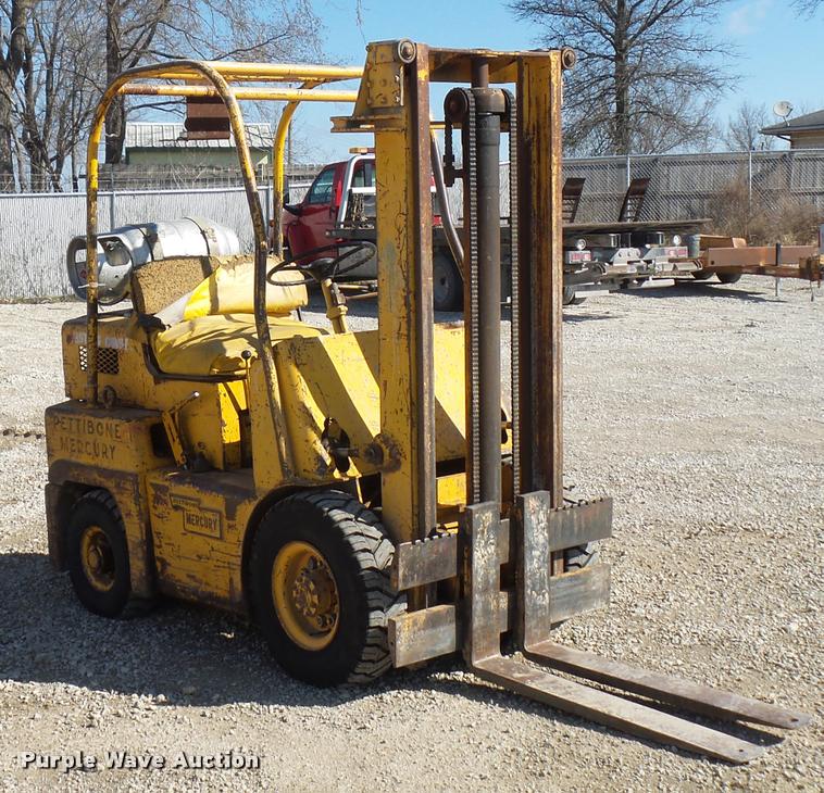 image for item J1580 Pettibone Mercury forklift