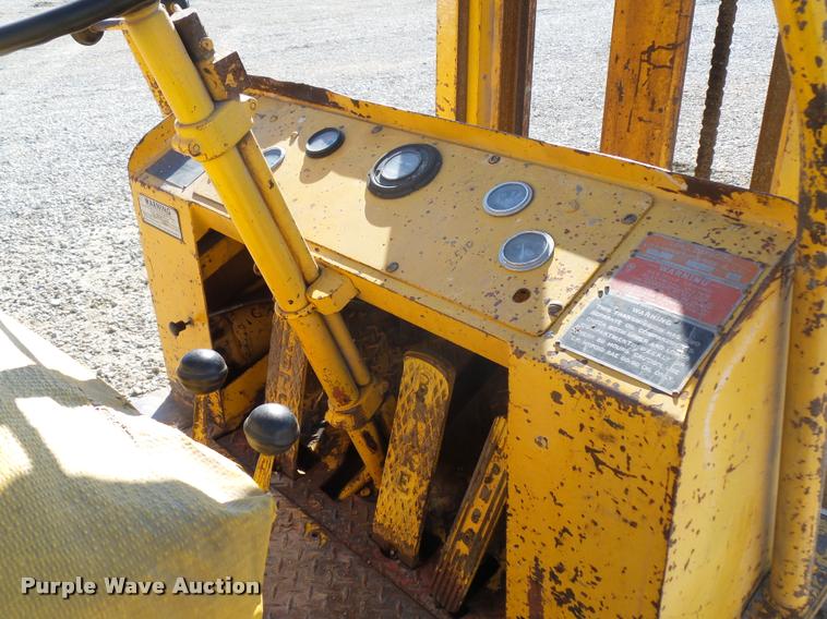 image for item J1580 Pettibone Mercury forklift