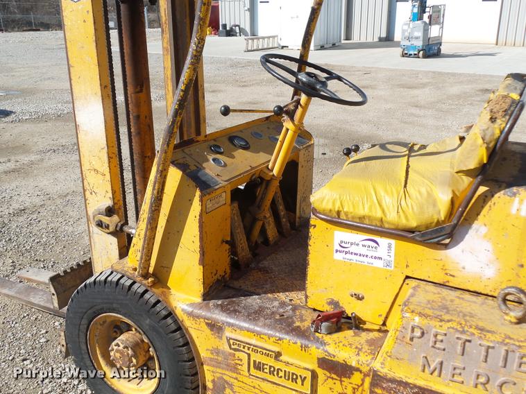 image for item J1580 Pettibone Mercury forklift