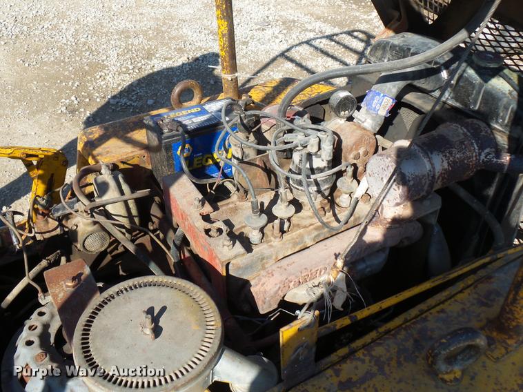 image for item J1580 Pettibone Mercury forklift