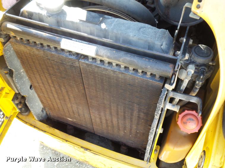 image for item J1581 1999 John Deere 240 skid steer