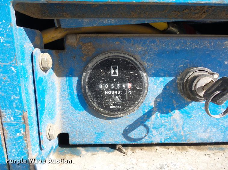 image for item J1582 2001 Genie GR-15 manlift