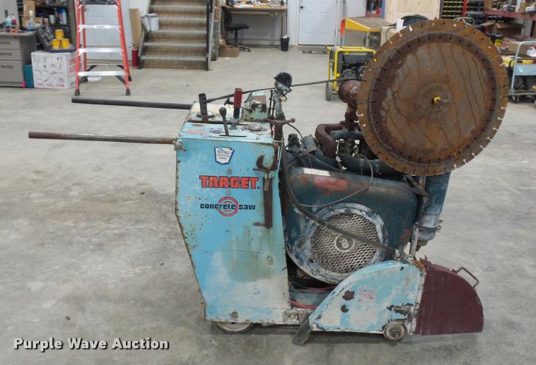 image for item J1584 Target Pro 30 concrete saw