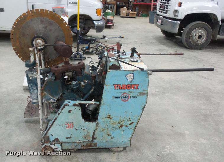 image for item J1584 Target Pro 30 concrete saw