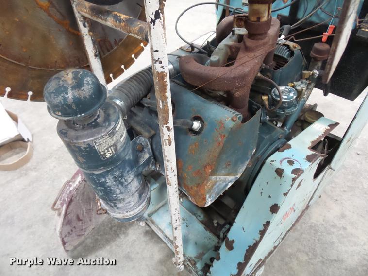 image for item J1584 Target Pro 30 concrete saw