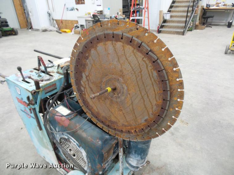 image for item J1584 Target Pro 30 concrete saw