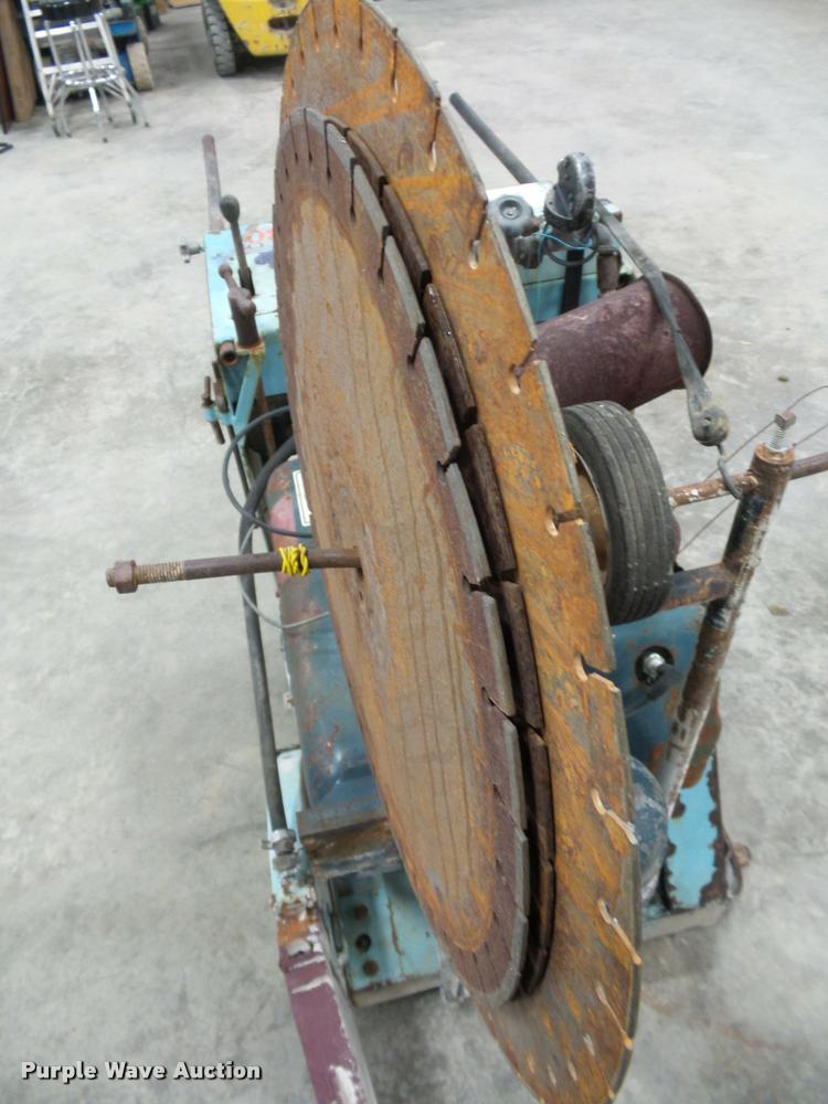 image for item J1584 Target Pro 30 concrete saw