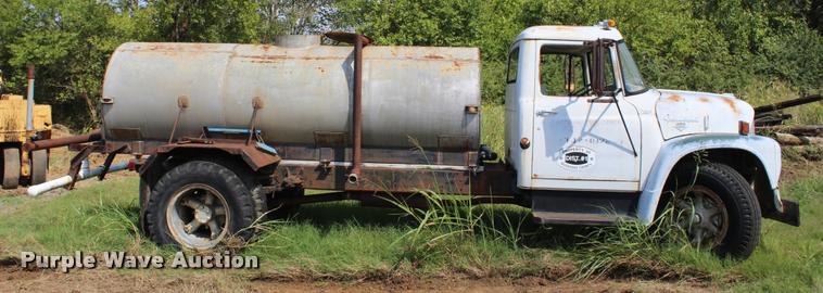 image for item K1960 1970 International Loadstar 1900 tank truck