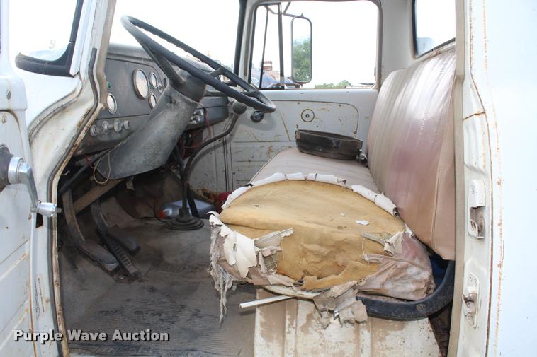 image for item K1960 1970 International Loadstar 1900 tank truck