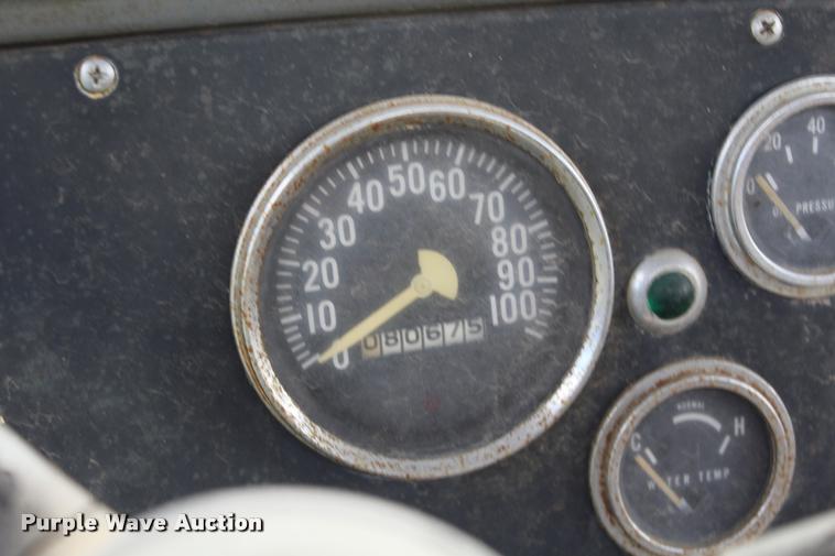 image for item K1960 1970 International Loadstar 1900 tank truck