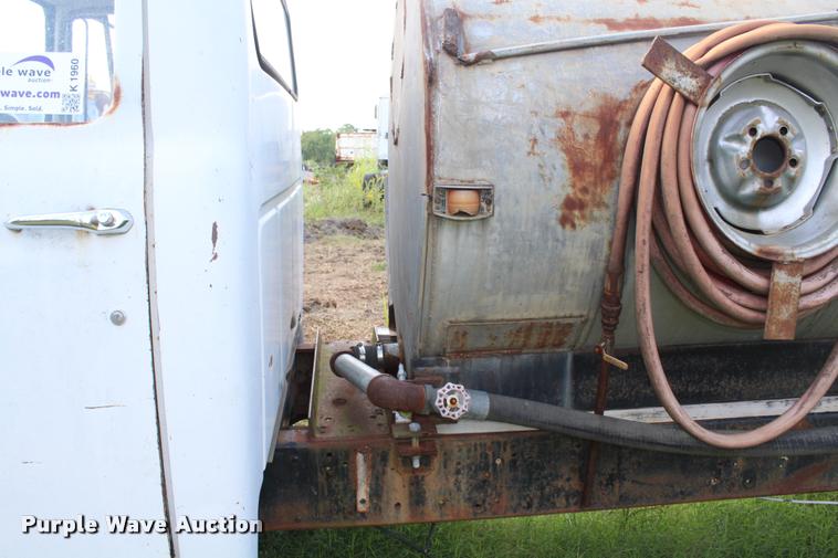 image for item K1960 1970 International Loadstar 1900 tank truck