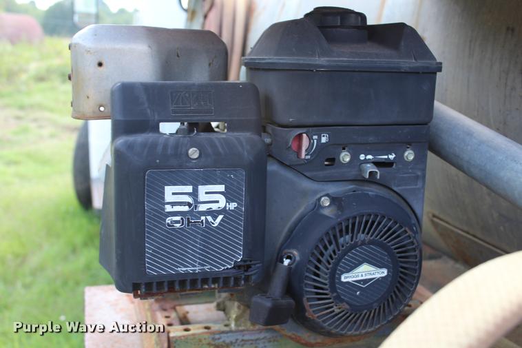 image for item K1960 1970 International Loadstar 1900 tank truck