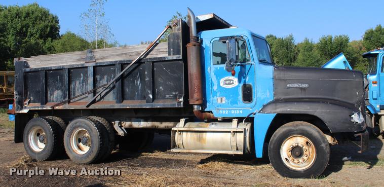 image for item K1972 1988 Freightliner dump truck