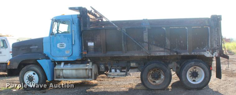 image for item K1972 1988 Freightliner dump truck