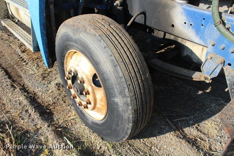 image for item K1972 1988 Freightliner dump truck