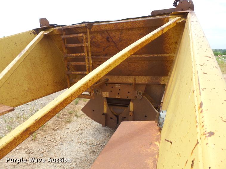 image for item K3103 1996 Load King 2060 bottom dump trailer