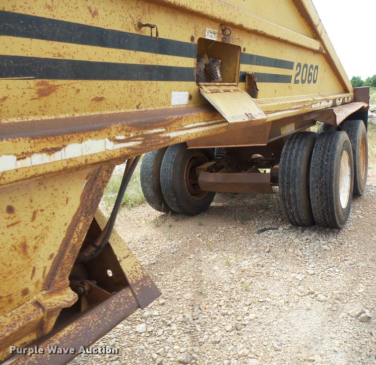 image for item K3103 1996 Load King 2060 bottom dump trailer