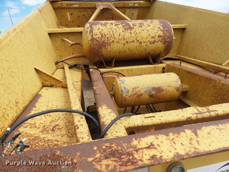 image for item K3103 1996 Load King 2060 bottom dump trailer