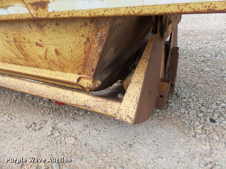 image for item K3103 1996 Load King 2060 bottom dump trailer