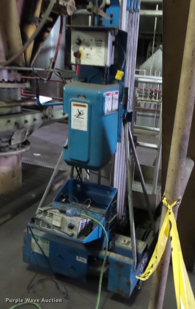 image for item K3311 Genie TWP-24 scissor lift