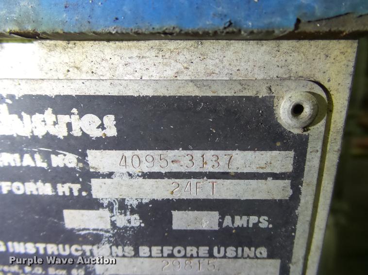 image for item K3311 Genie TWP-24 scissor lift