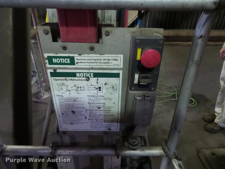 image for item K3311 Genie TWP-24 scissor lift